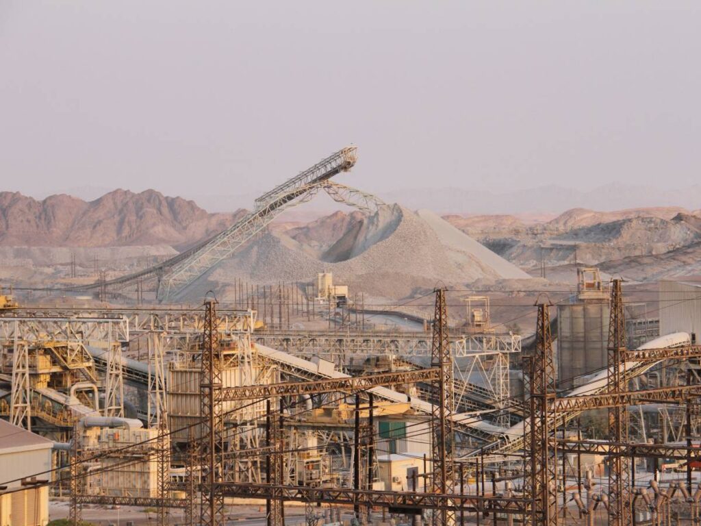 Cina e Terre Rare: le nuove strategie globali e la dipendenza di USA e UE