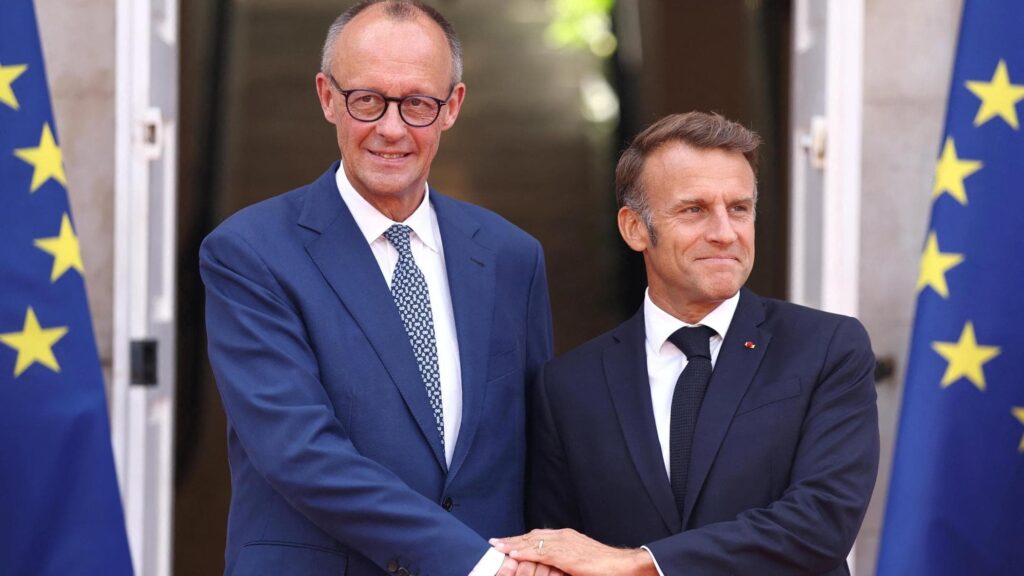 Macron e Merz contro Putin: ultimatum a Zelensky, Trump chiamato in causa