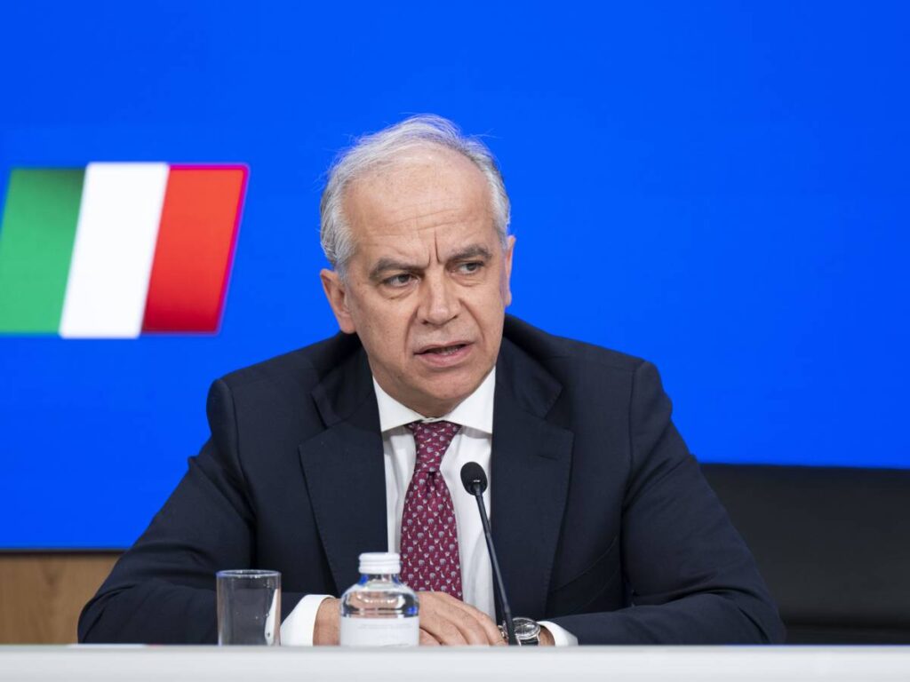 Meno reati, più rimpatri e sequestri. Il Giornale. 8 Sicurezza 2025: meno reati, più rimpatri e sequestri - Report Viminale