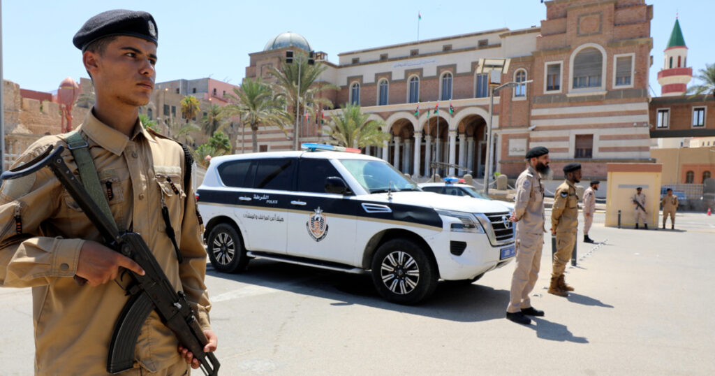 Sfollare i palestinesi in Libia: la proposta indecente che per il ministro israeliano è l’ideale. Perché coinvolge l’Italia. Il Fatto Quotidiano. 5 Palestinesi in Libia? Il piano Israele e i rischi per l’Italia – lo scenario