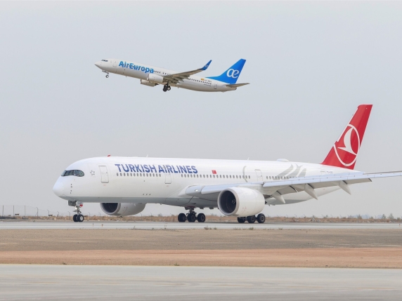 Turkish Airlines, le mani su Air Europa: la beffa per Lufthansa, Air France, British Airways (e le norme Ue). Corriere della Sera. 6 Turkish Airlines conquista Air Europa: le conseguenze per i cieli europei