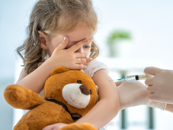 Obbligo vaccinale bambini: il modello italiano secondo Villani