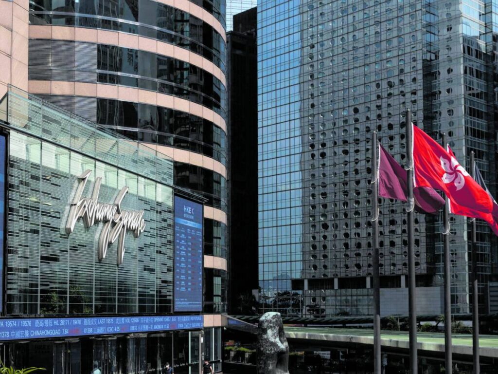 Altro che l'Italia, c'è la Francia tra i paradisi fiscali in Europa. È lei a punire la nostra economia. Il Giornale. 6 Paradisi fiscali: Francia nel mirino, stangata sull’economia italiana