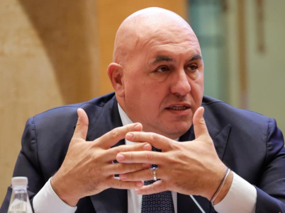 Crosetto: allarme guerra ibrida e difesa UE, test russi in Polonia