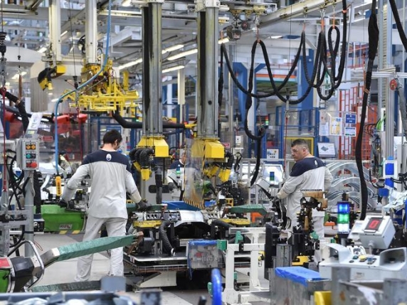 Dazi USA-UE: Trump alza le tariffe – Accordo commerciale a rischio