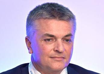 Ferrovie, Rixi: In piano da 300 miliardi grandi progetti ma anche opere per vita quotidiana. Adnkronos. 2 Ferrovie: Piano Rixi da 300 miliardi tra grandi progetti e opere quotidiane