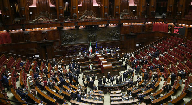 Separazione carriere: seduta fiume alla Camera, opposizioni contro la maggioranza