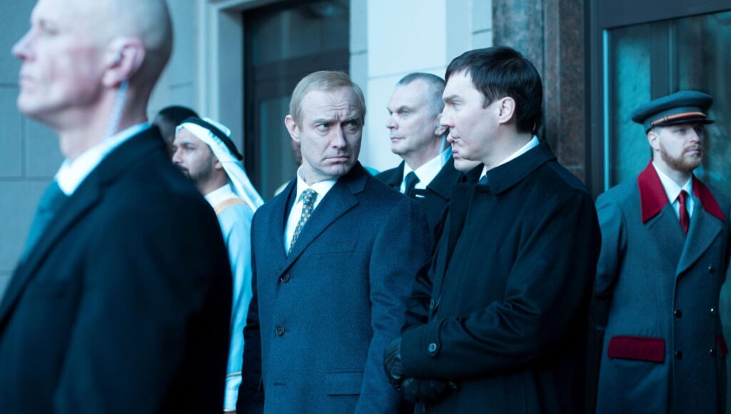 Putin protagonista a Venezia: il film 'Il mago del Cremlino' conquista il Lido