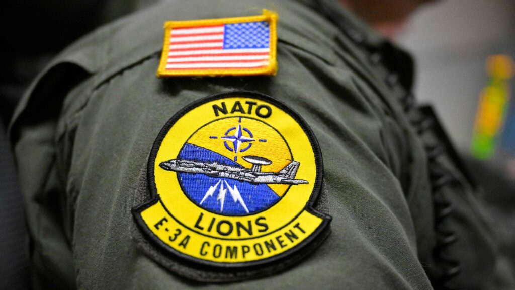 La provocazione di Mosca: caccia violano lo spazio aereo estone. La Repubblica. 9 Jet russi nello spazio aereo estone: la NATO risponde, tensione alle stelle