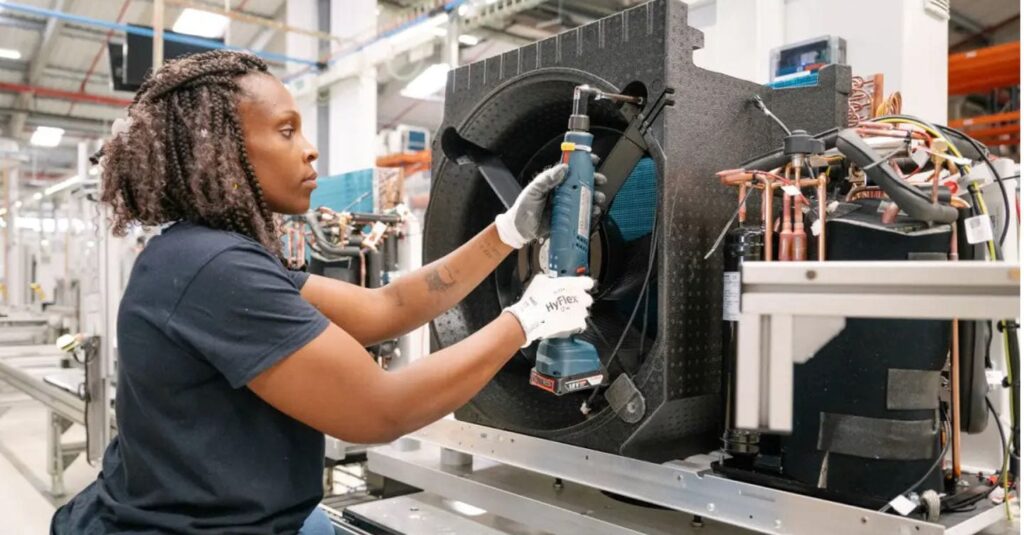 Germania: industria sorprende, +1,3% a luglio. Cosa significa per l’Europa?