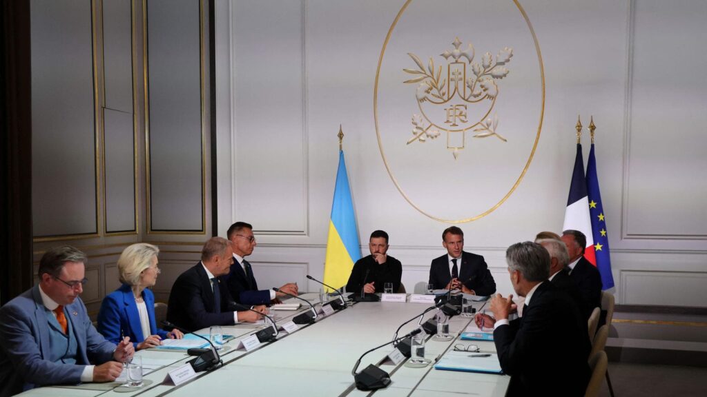 L’inviato Ue a Washington per concordare le sanzioni. Mosca: Non ci fermerete. La Repubblica. 2 Sanzioni UE-Russia: nuovo vertice a Washington, la risposta di Mosca