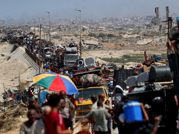 Mille dollari per scappare, 8 ore per 15 km: siamo fantasmi: l'esodo disperato da Gaza. Corriere della Sera. 6 Gaza, l’esodo disperato: testimonianze e crisi umanitaria – Corriere della Sera