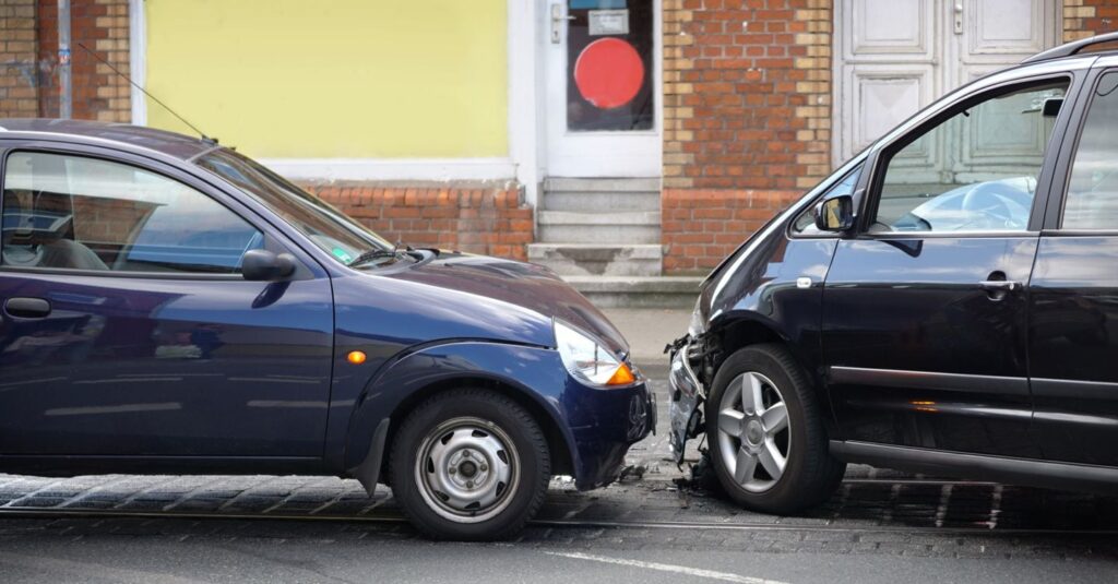 Incidenti stradali: meno risarcimento al passeggero consapevole