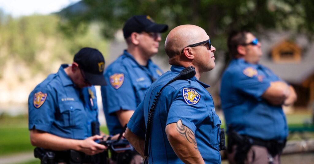 Sparatoria in Colorado in una scuola: bilancio e dettagli della tragedia