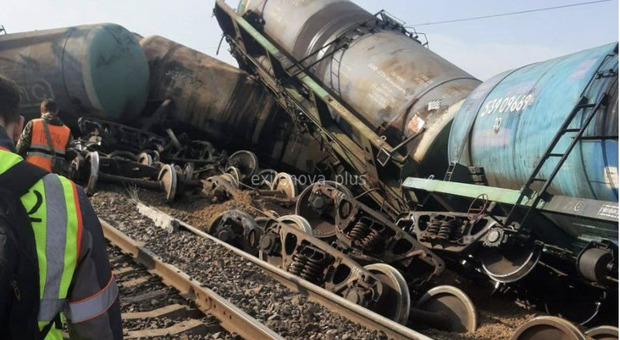 Ucraina, attacco alle linee ferroviarie russe: distrutti i treni che rifornivano il fronte. Il Messaggero. 3 Ukraine attacca ferrovie russe: treni rifornimenti distrutti – Il Messaggero