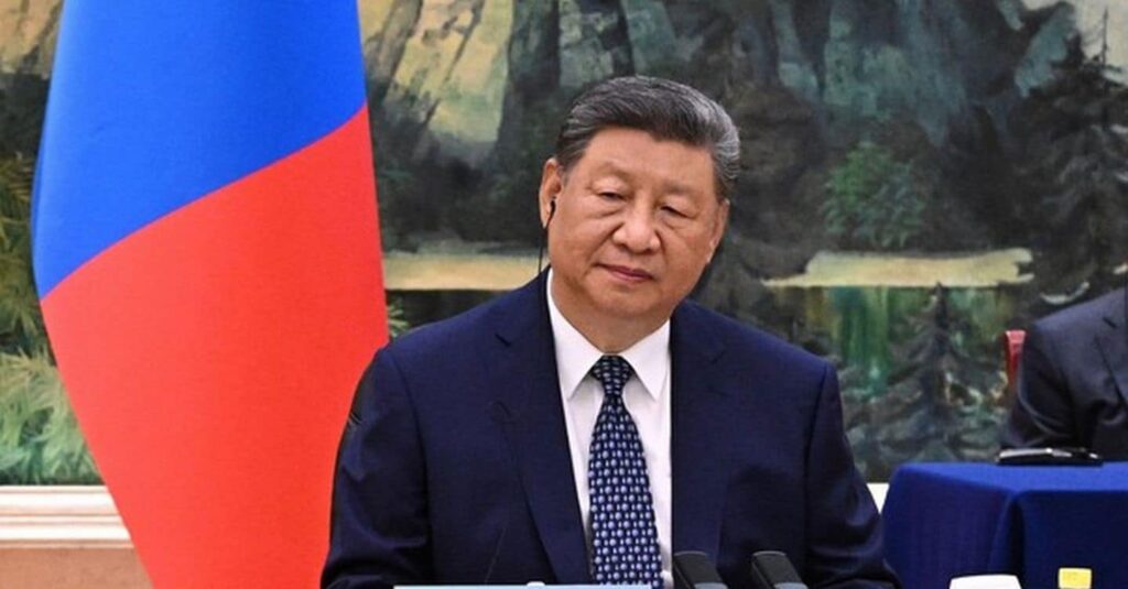 Xi Jinping sfila a capo della parata militare cinese: il segnale al mondo